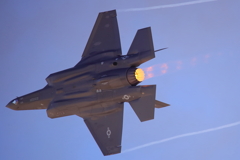 F35