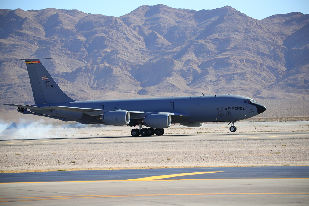 大きいの　KC135