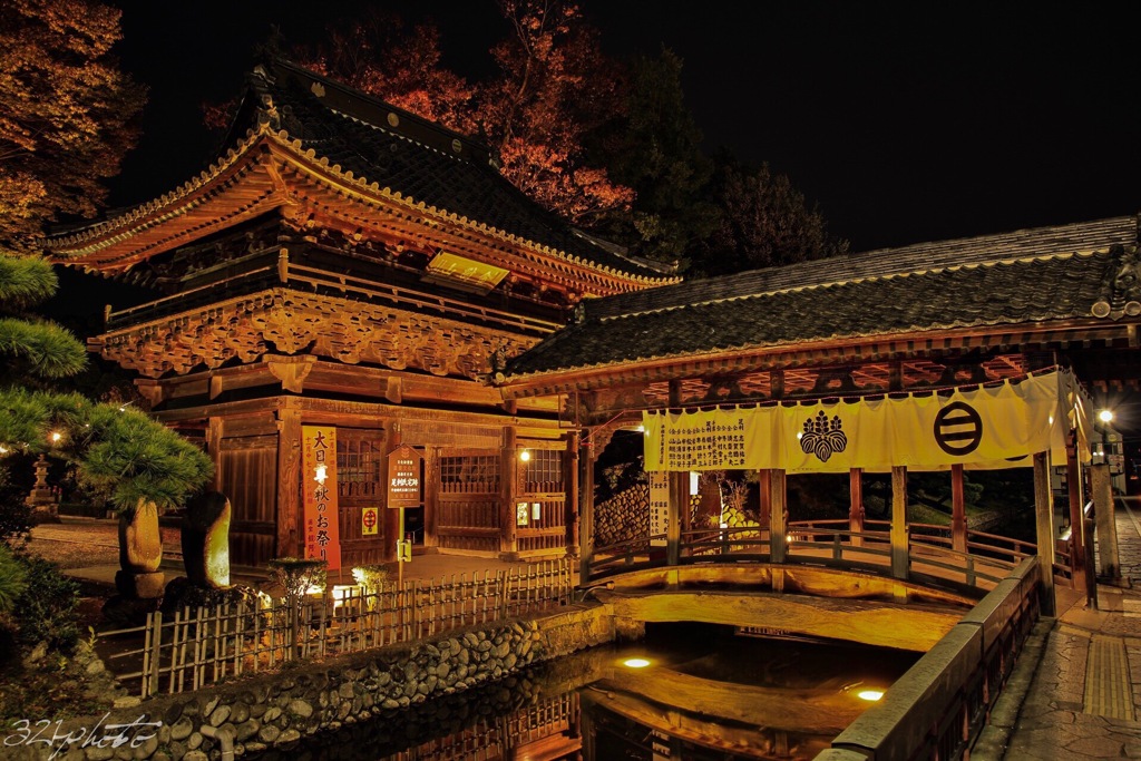 鑁阿寺