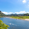 青の洞門から山国川上流を望む