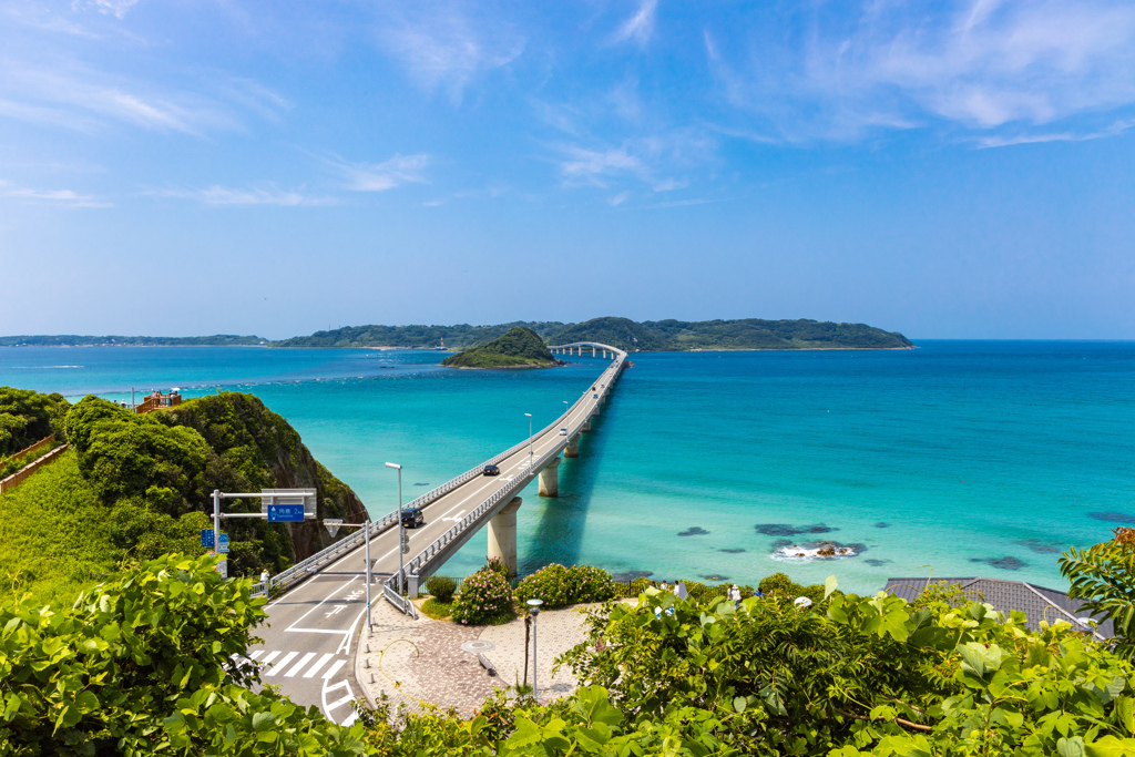 角島大橋 with marine blue