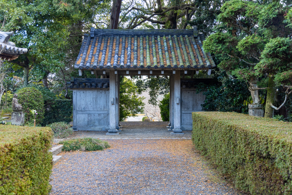 早起きは山門（三文）の徳？