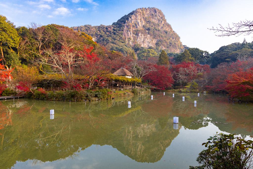 晩秋の御船山楽園