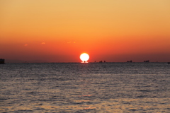 明石海峡のだるま太陽