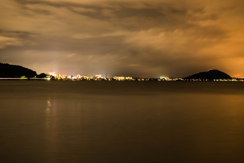 対岸の夜景
