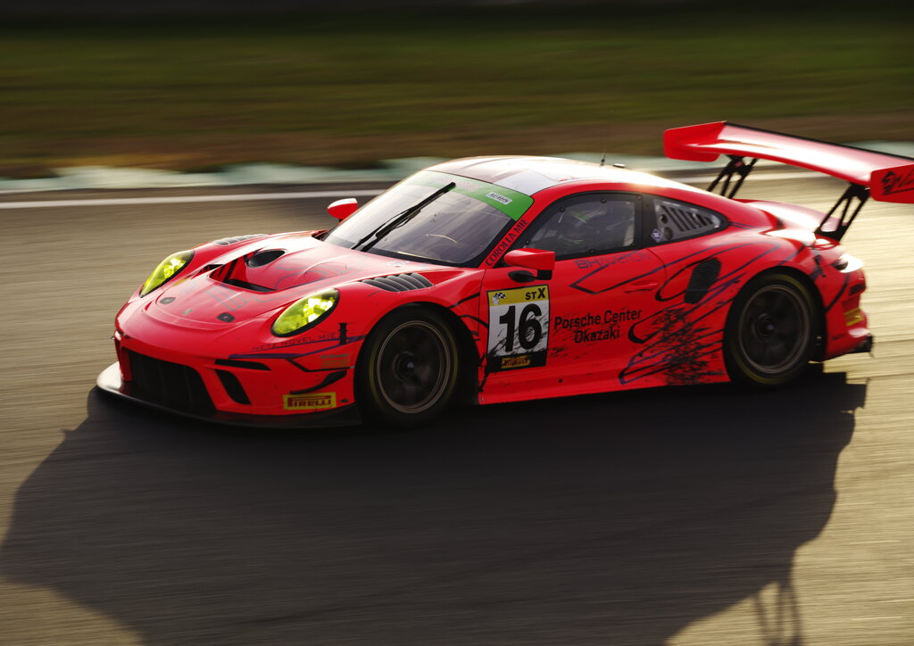 PORSCHE CENTER OKAZAKI Porsche 911 GT3R