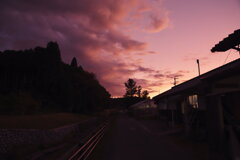 夕闇せまる道の駅つくで手作り村