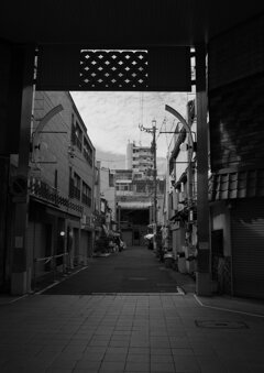 アーケードから路地へ 名古屋徘徊写真12