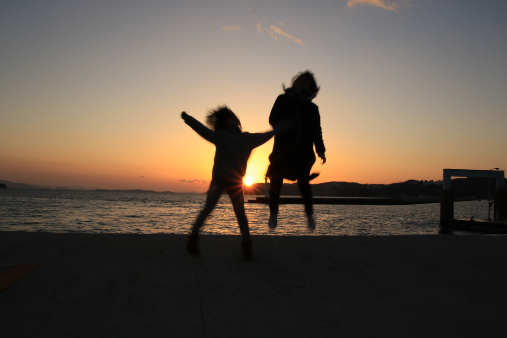 夕日に向かって