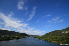 空と雲と貨物