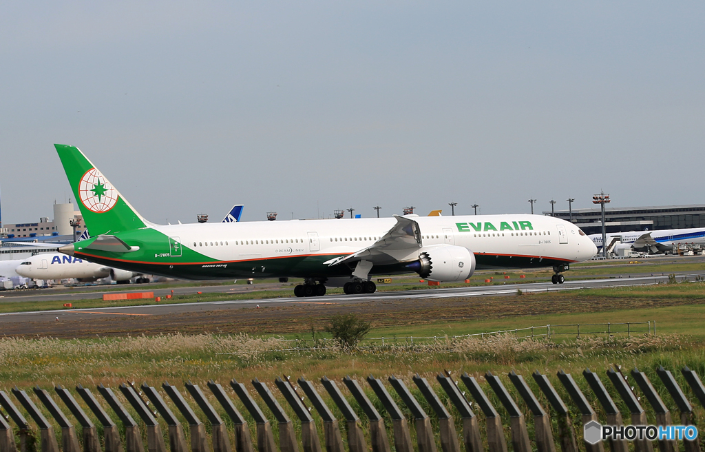 ☀「あおぞら」EVA 787-10 B-17805  飛び立ちです