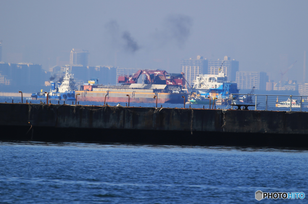 「青色」東京湾のしゅんせつ船