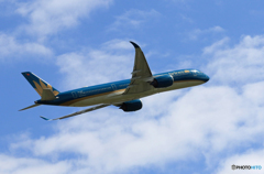 「そらー」 Vietnam A350-941 VN-A890 離陸です