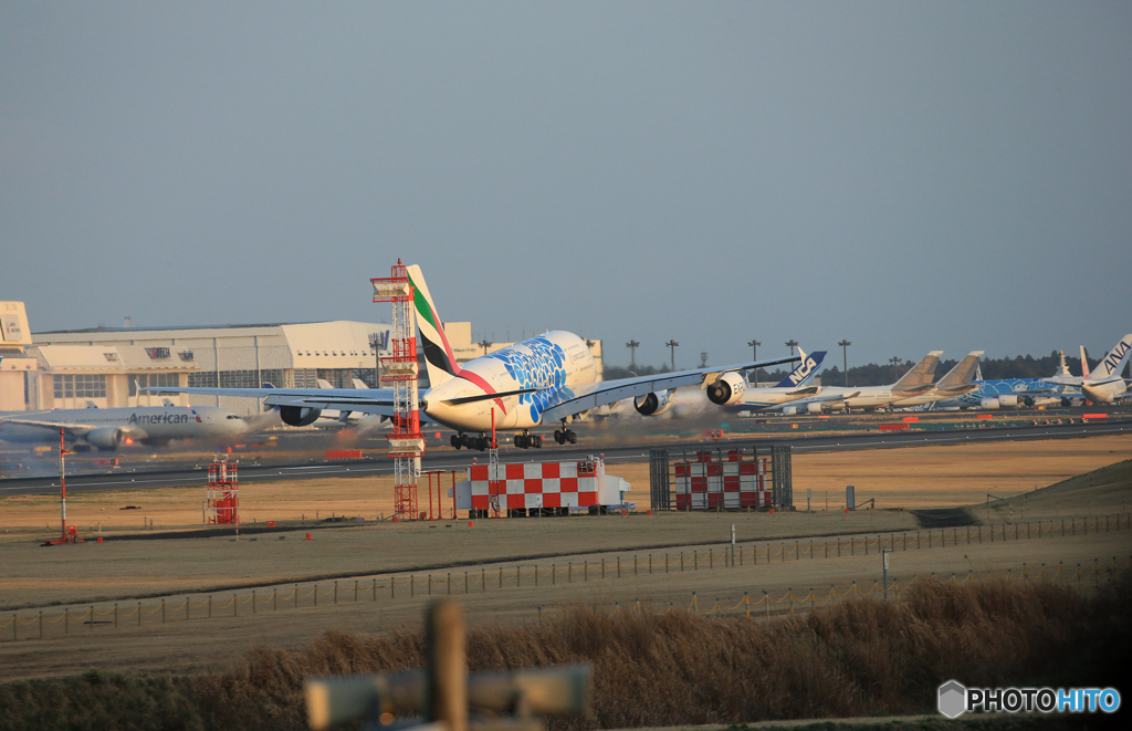 「ブルー」 EMIRATES 特別塗装(3) タッチアンド・ゴー