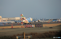 「ブルー」 EMIRATES 特別塗装(3) タッチアンド・ゴー