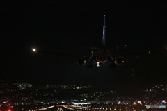 ✈初めての聖地巡礼に,手持ち撮影では難しいですね。