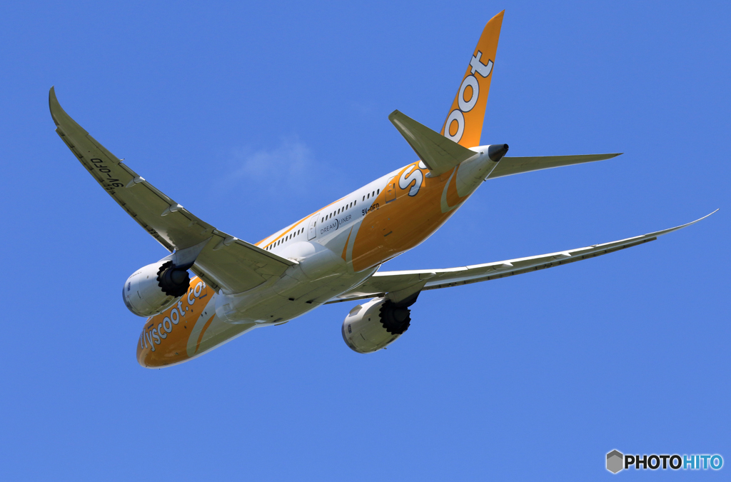 ☀「青い空」が一番 Scoot 787-9 飛び立ちです