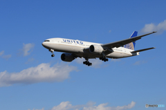 「青が好き」 UNITED 777-224 N77019 到着