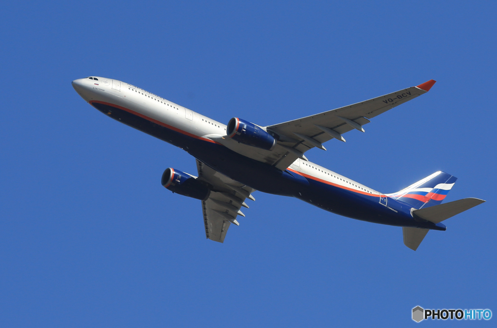 「ブルー」アエロフロートA330-343  出発