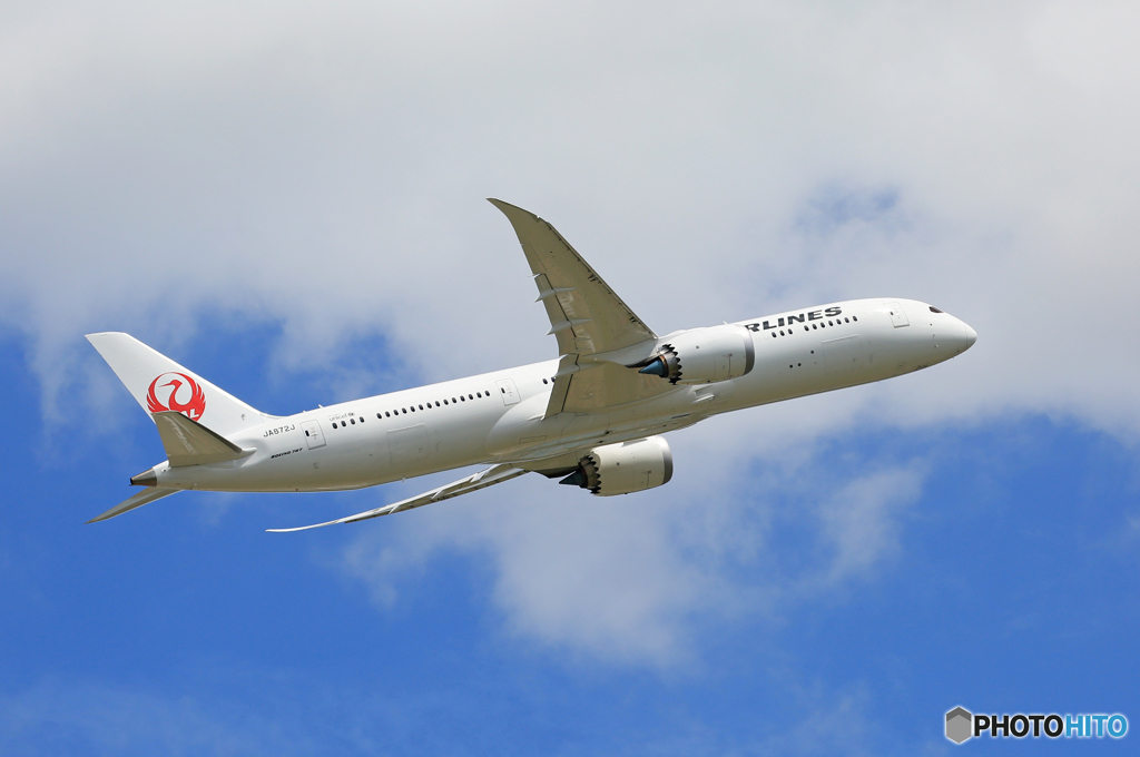 「青色」 JAL 787-9 JA872J 出発です