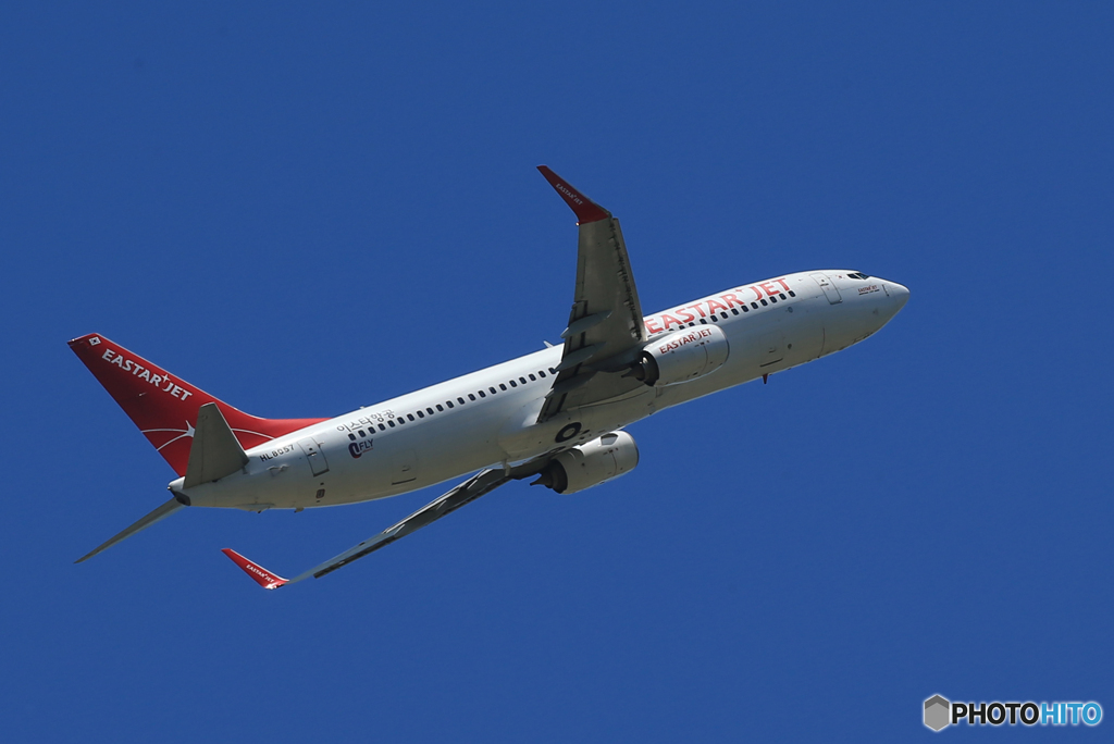 「青空」EASTERJET 737 HL8057 Takeoff