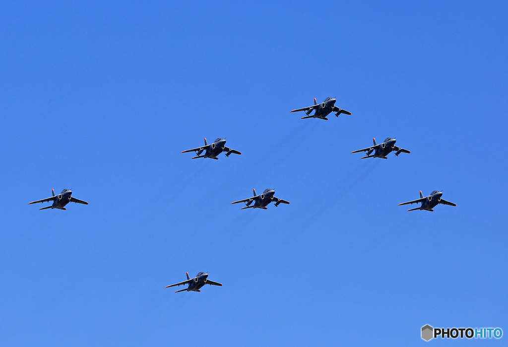 ☮休憩ﾀｲﾑ(536)  シルバー T-4 編隊