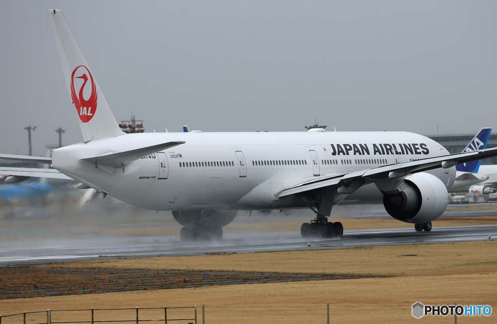 「良い天気」 ? JAL 777-346 JA741J離陸