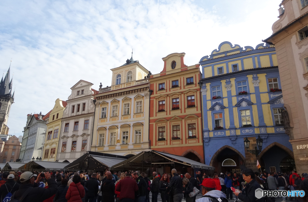 チェコ（８０７）プラハ　天文時計前・広場