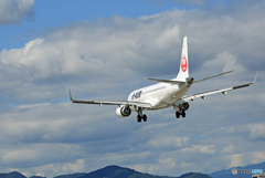 「SKY」 J-AIR エンブラエル ERJ-190 JA249Jそらー