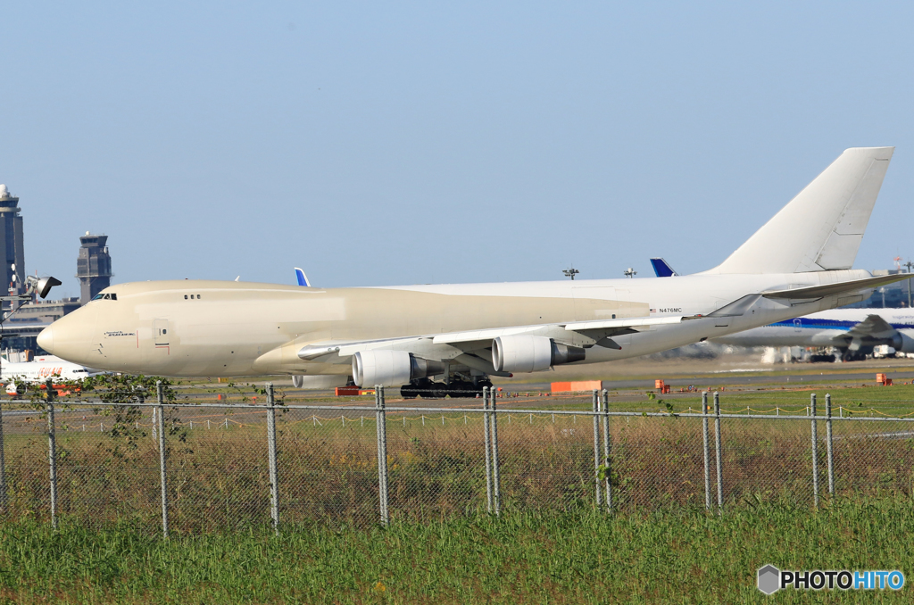 「青い空」が一番 Atlas 747-47UF 離陸します