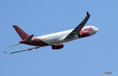 「Blue」 Lion Air A330-343 HS-LAM 飛ぶ