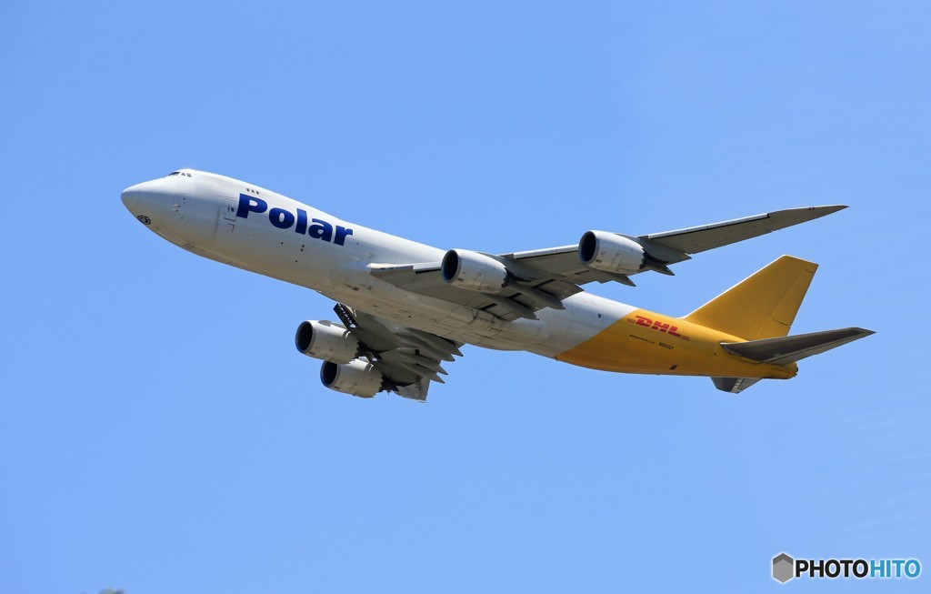 ☀「青い空」が一番  747-8 一番長い✈76.3ｍ