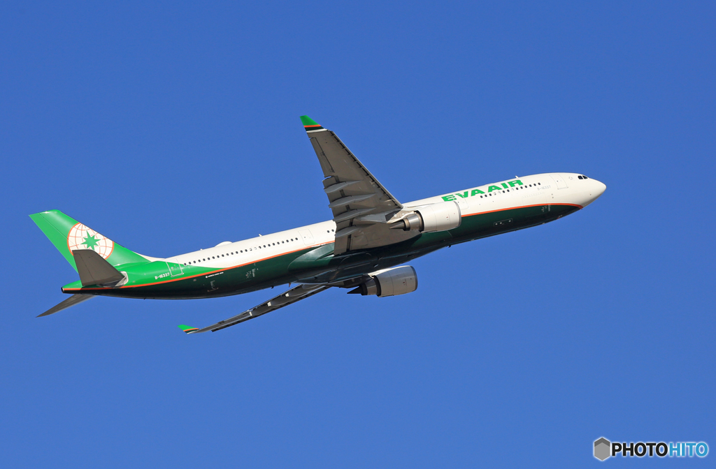 「青色」 EVA A330-300 B-16337 飛び立ちです