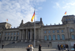 ドイツ （３３６） ベルリン議事堂の空　　