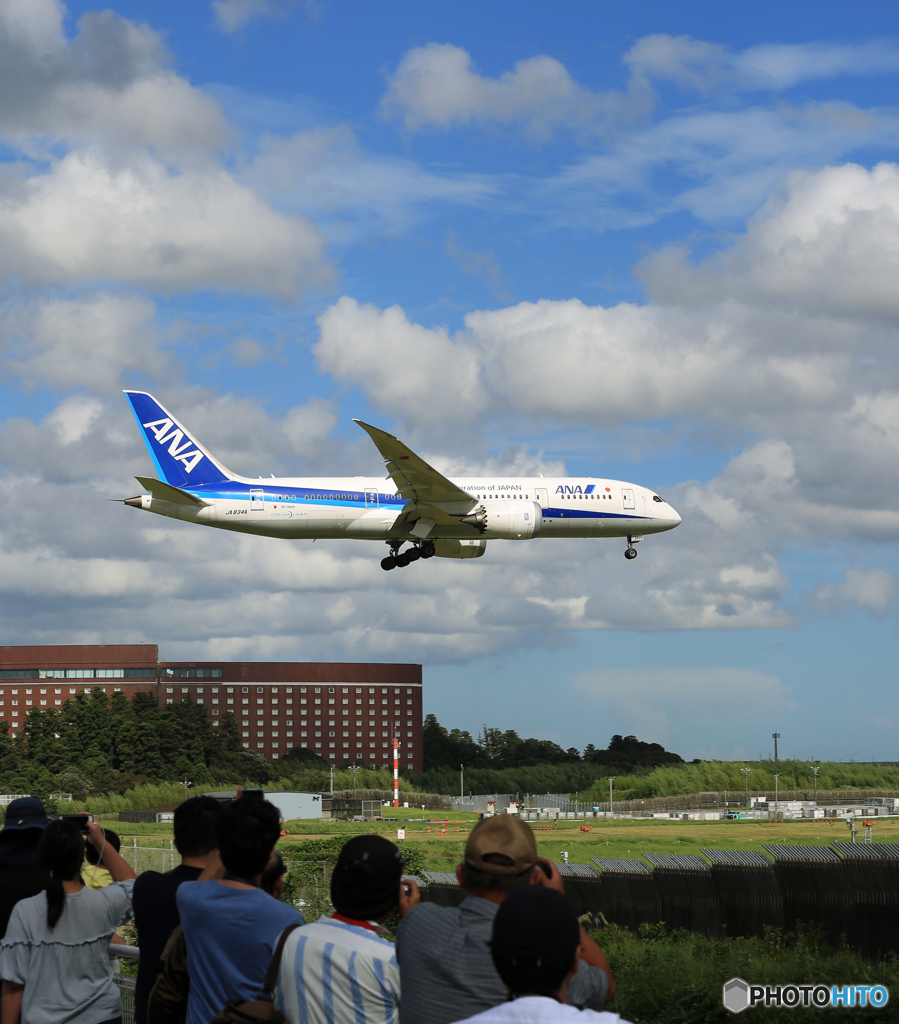「良い空～」 ANA 787-9 JA887A  Landing