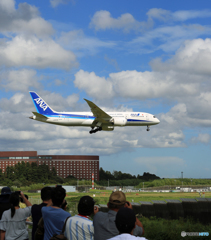 「良い空～」 ANA 787-9 JA887A  Landing