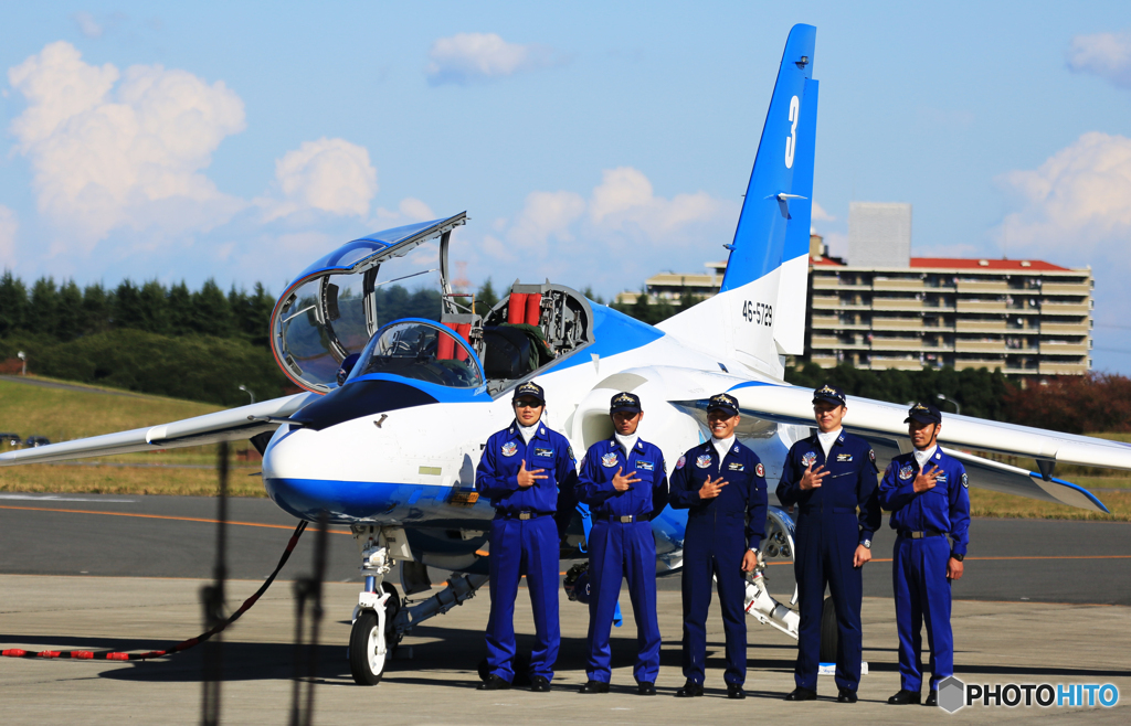 「すかい」青空と航空祭が楽しみな　☮３番機・クルーの笑顔