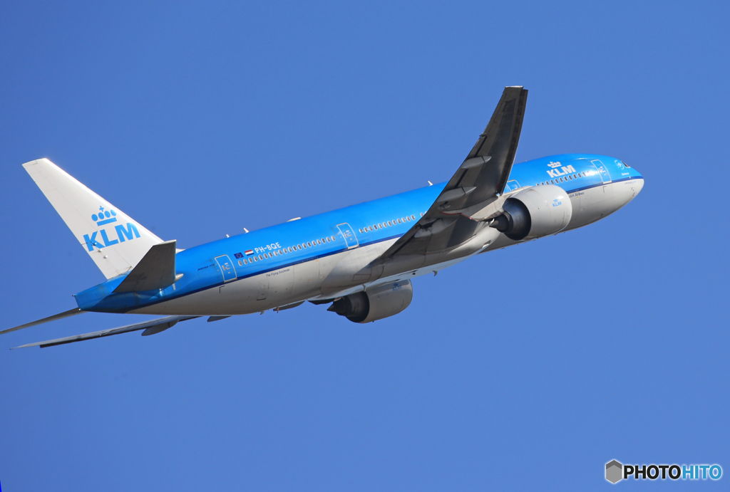「群青色」 KLM 777-206 PH-BQE 出発