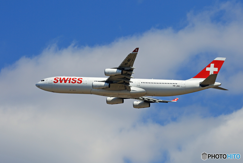 「青色」 SWISS A340-313 HB-JMC Takeoff 