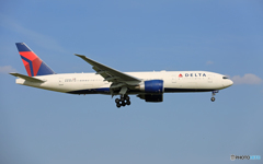 「良い空～」 DELTA 777--232 N705DN Landing