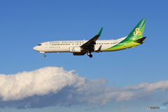 「あおいそら」 春秋航空 737-8AL JA04GR 到着