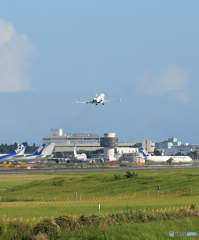 「真青の空」 プライベート：東海公務ボンバルC300 出発