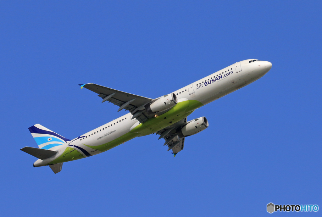 ☀「あおぞら」 Air Busan A321-231 HL7763離陸です