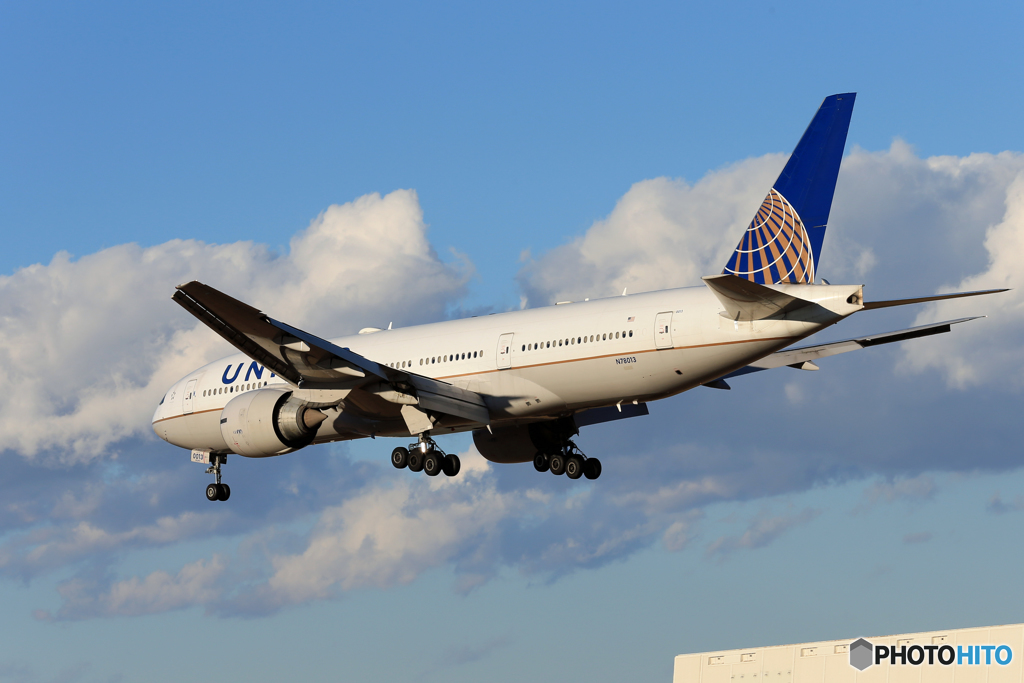 「青が大好き」 UNITED 777-224 N78013到着です