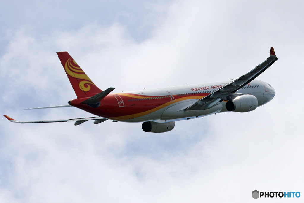 「空色」 Hong Kong A330-343 B-LNJ Takeoff 