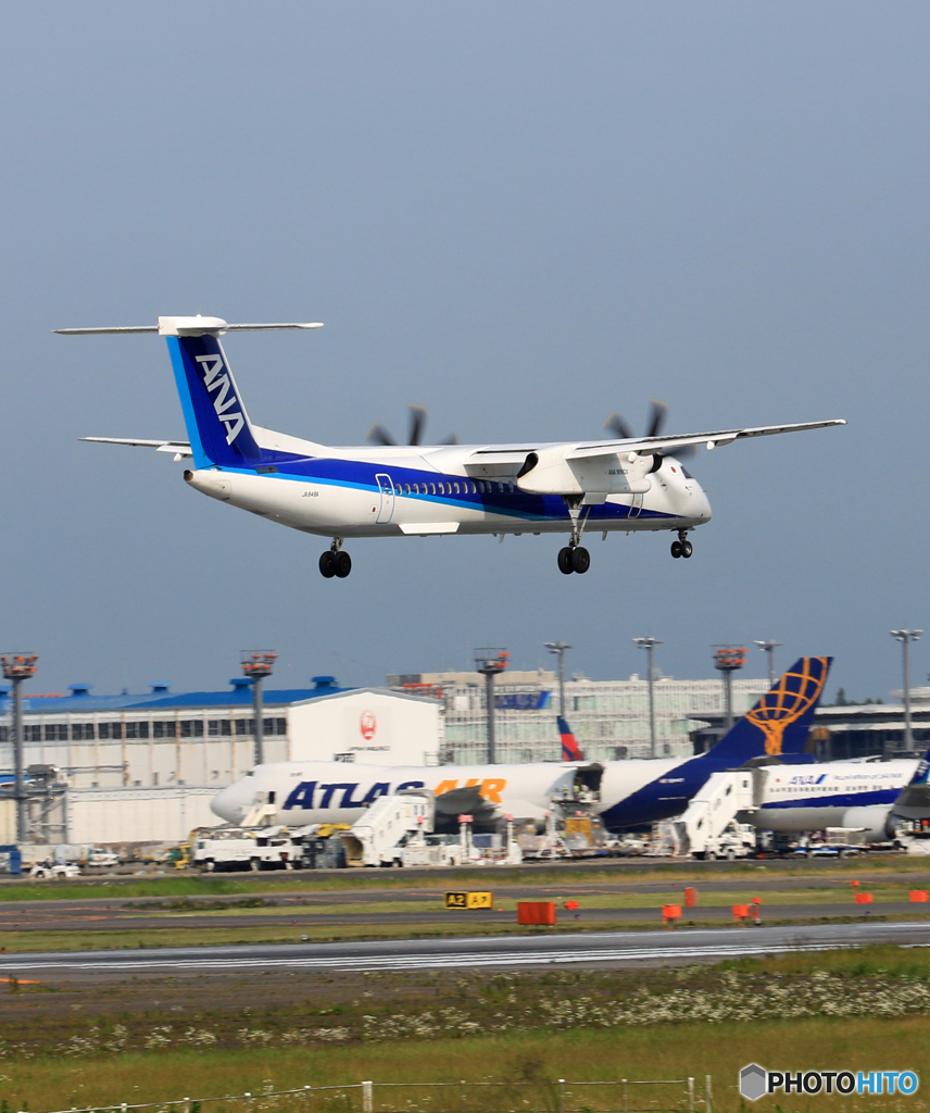 「すかい」 ANA DHC-8-400 JA848A Landing