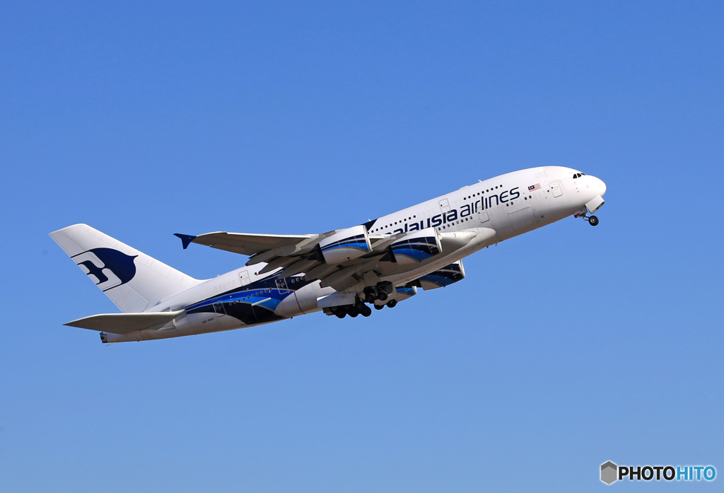 ☀「あおぞら」 Malaysia A380-841 9M-MNC 出発