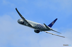 「そらー」  KLM SKY 777-306 PH-BVD 離陸します