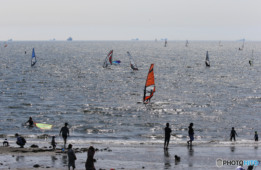 「すかい」皆んなの浜辺とウインドサーフィン