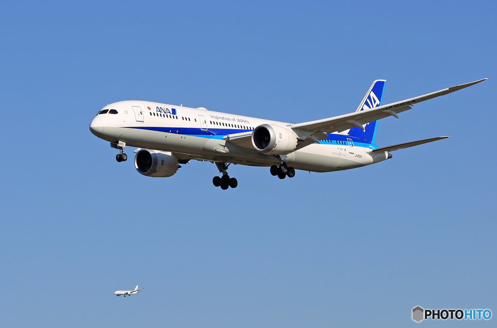 「良い空～」 ANA 787-9 JA892A 到着です